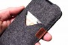 Pack & Smooch iPhone 13 / 13 Pro / 12 Pro / 12 Hülle mit Kartenfach SHETLAND 100% Merino Wollfilz (Mulesing-frei)