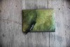 Gefütterte nachhaltige Laptop Hülle 15–16" aus Blättern – Vegane, handgenähte & wasserabweisende Laptoptasche für MacBook Air /Pro in grün