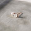 Mondstein Ohrstecker – für Intuition und weibliche Energie - handgefertigt aus Sterling Silber oder (Rosé) Gold Filled - KIZZU Schmuck Manufaktur 