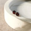 Granat Ohrstecker – für neue Energie und tiefe Leidenschaft - handgefertigt aus Sterling Silber oder (Rosé) Gold Filled - KIZZU Schmuck Manufaktur 