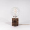 Lichtliebe – Tischleuchte Fafoo in Nussbaum mit stylischer Edison Mirror LED Kopfspiegellampe und nur 5 Watt