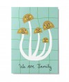 UNTER PINIEN – We are Family – Postkarte