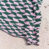 Towel.Studio | Arrow Tail Strandtuch | Pink & Green