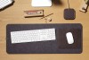 Pack & Smooch Kingston - Schreibtischunterlage, Tastaturunterlage "MOIRA" aus Wollfilz (Mulesing-frei) und Leder