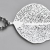 nahili KETTE "small LEAF" lang & mit silbernen Blatt Weißgold
