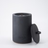 Nachfüllbares Beton-Outdoor-Feuer “DARK L“ – Ledergriff Schwarz von Grellroth Design