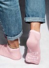 SPARKLES OF LIGHT | SPREADING PEACE 
unisex Sneakersocken rosa - 
GOTS zertifiziert