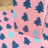 Bow & Hummingbird Geschenkpapier "Christmas Trees"