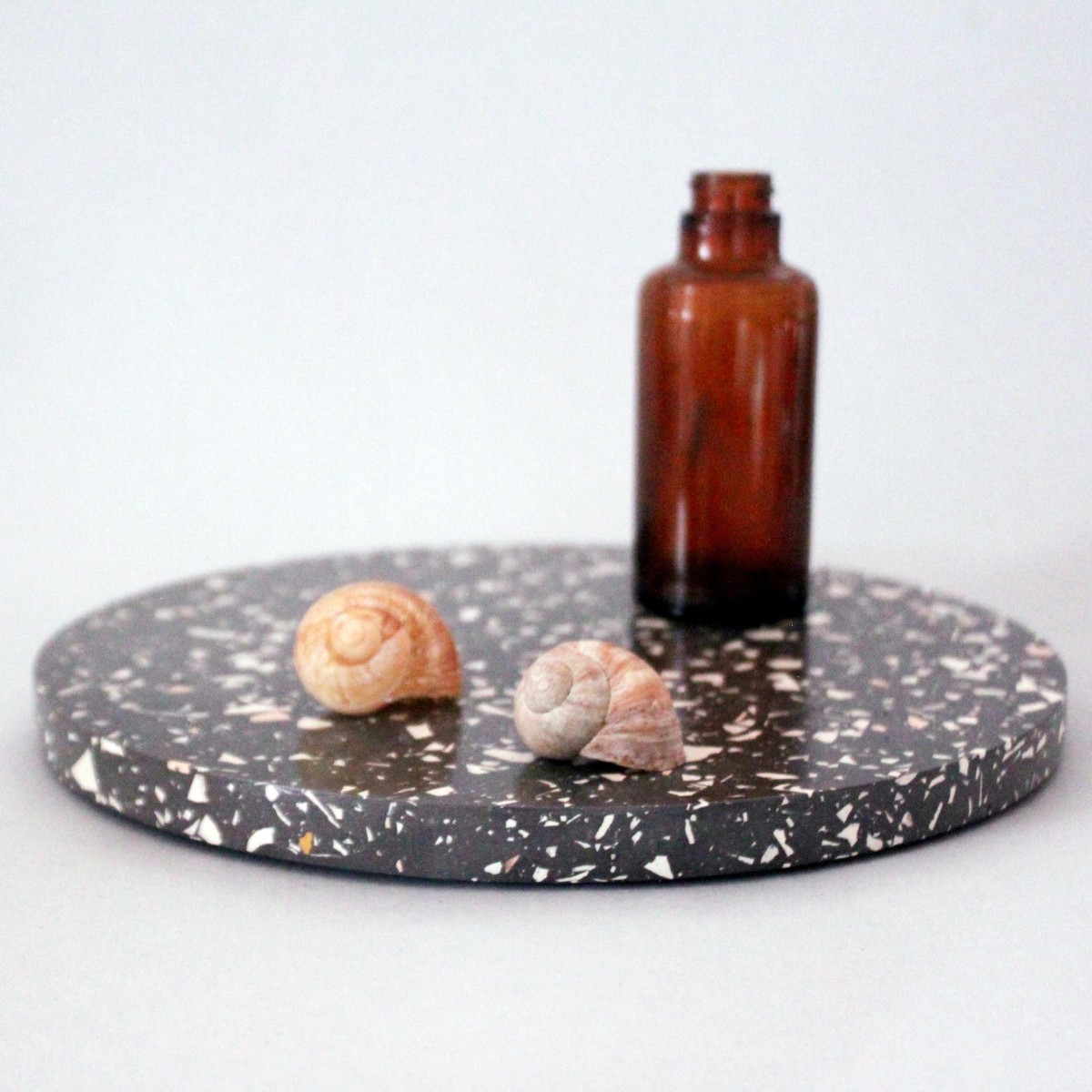Terrazzo Untersetzer schwarz / objet vague