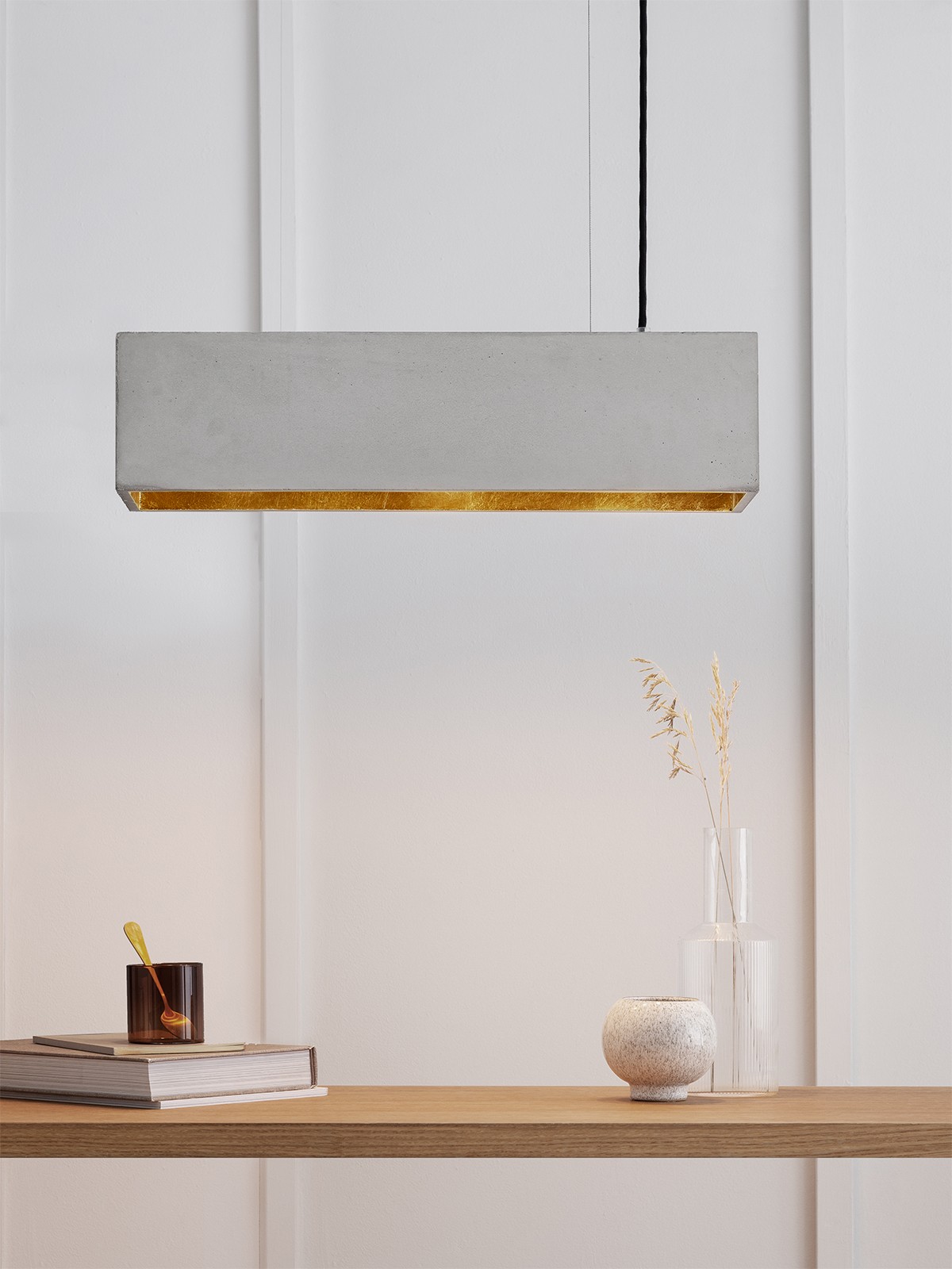 GANTlights - [B4] Hängeleuchte Beton Gold minimalistisch

