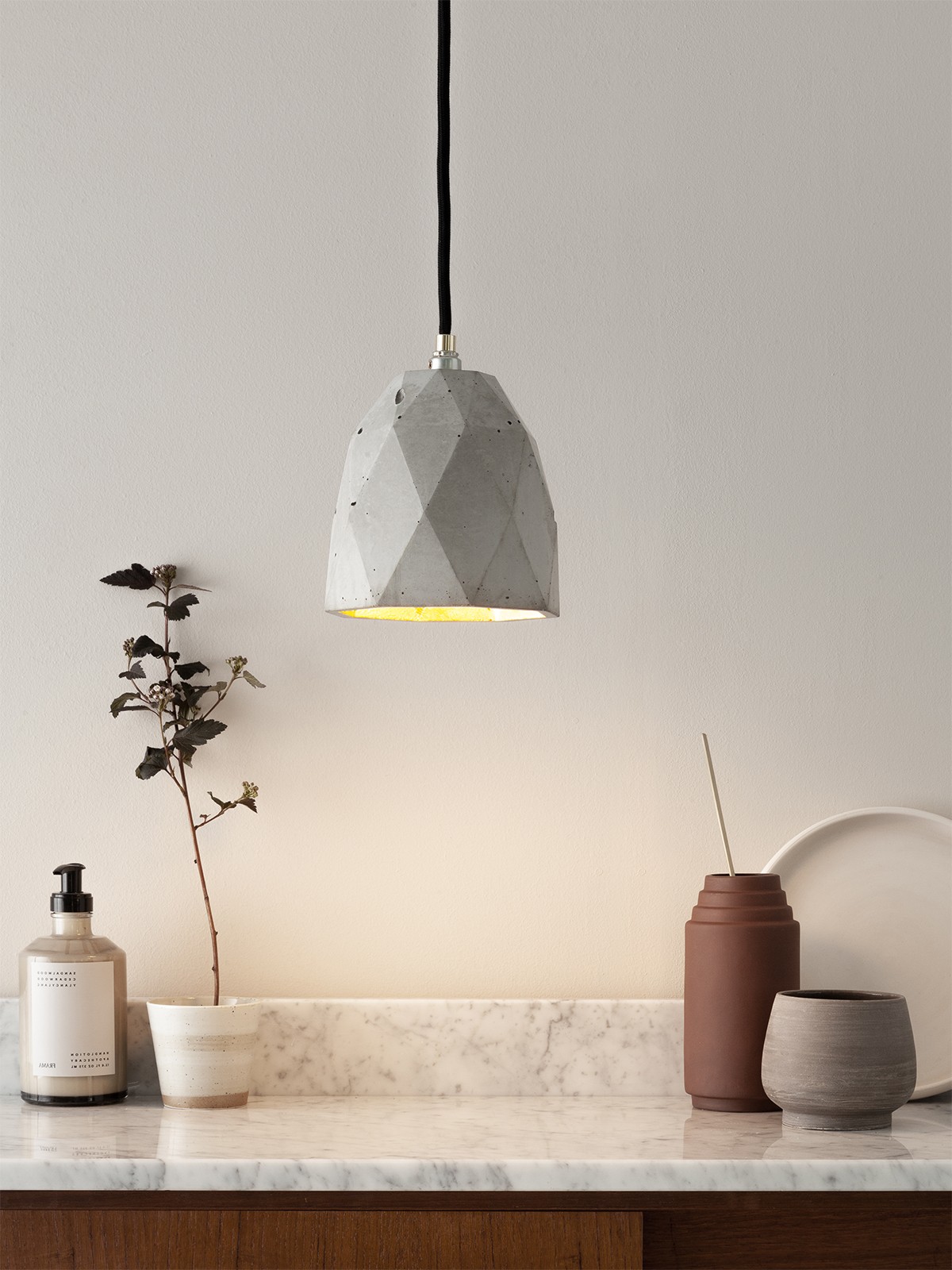 GANTlights - Betonlampe Hängelampe [T1] Lampe Gold ausgefallen