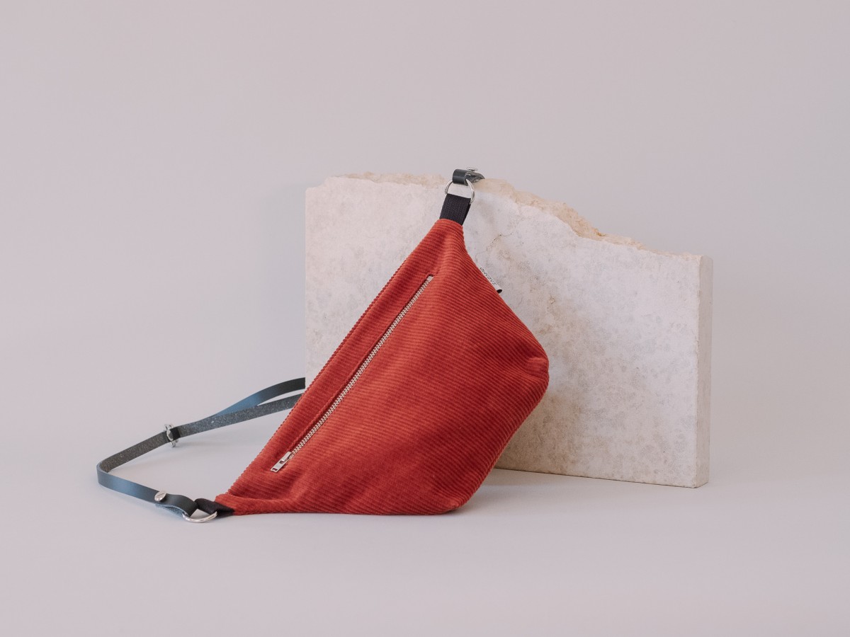 ZACAMO – Bauchtasche •Cord• rostrot