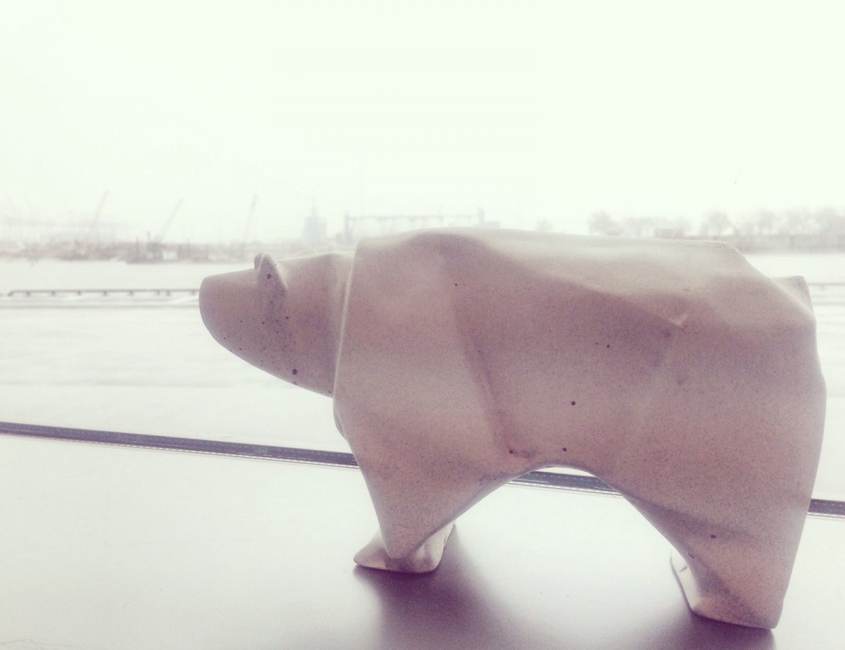 moij design Origami Eisbär aus Beton