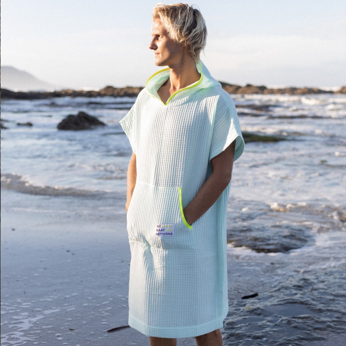 We Make Patterns - Handtuch  Poncho Mint