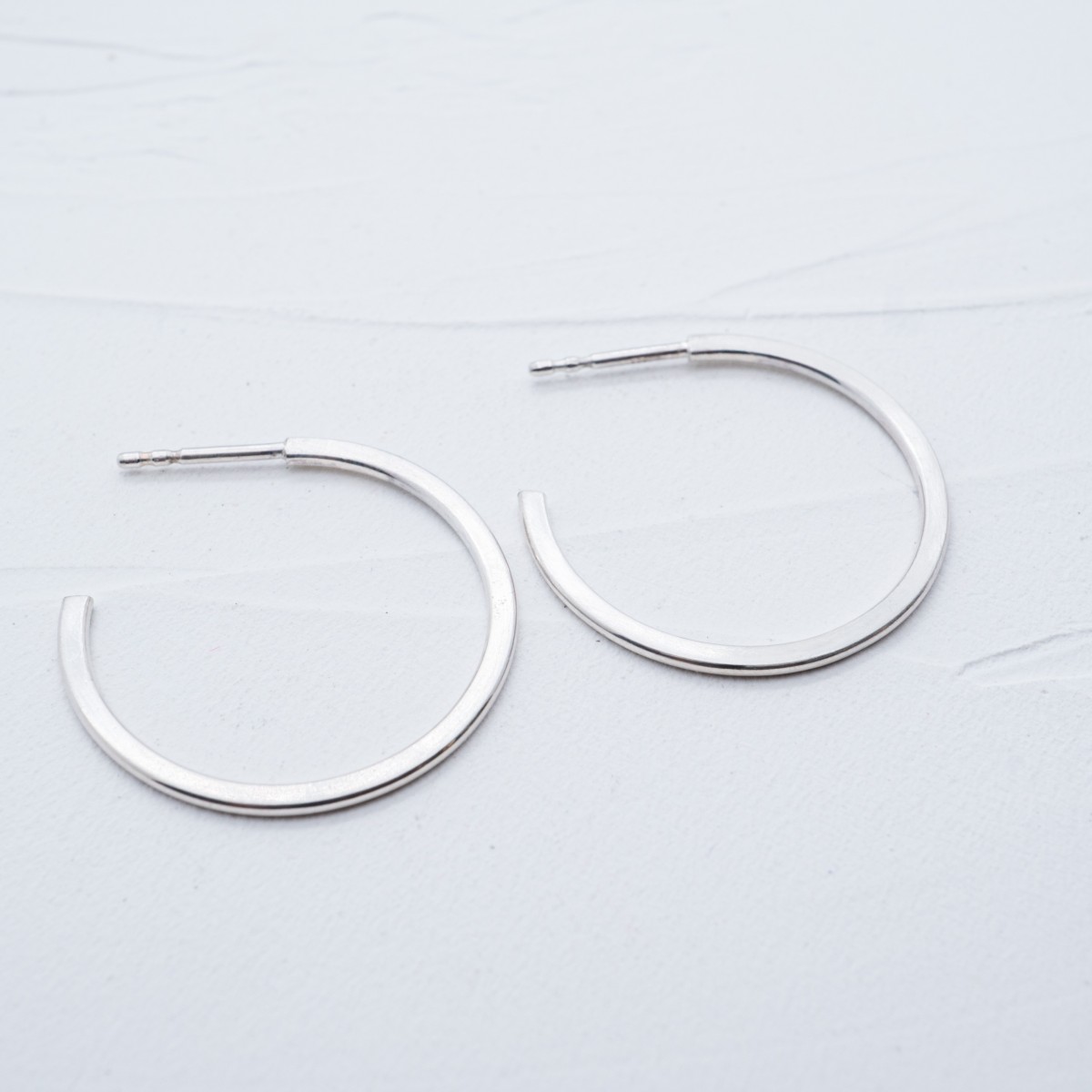 Handgemachte Silber Creolen – minimalistischer Schmuck - SchmuckvonVreni
