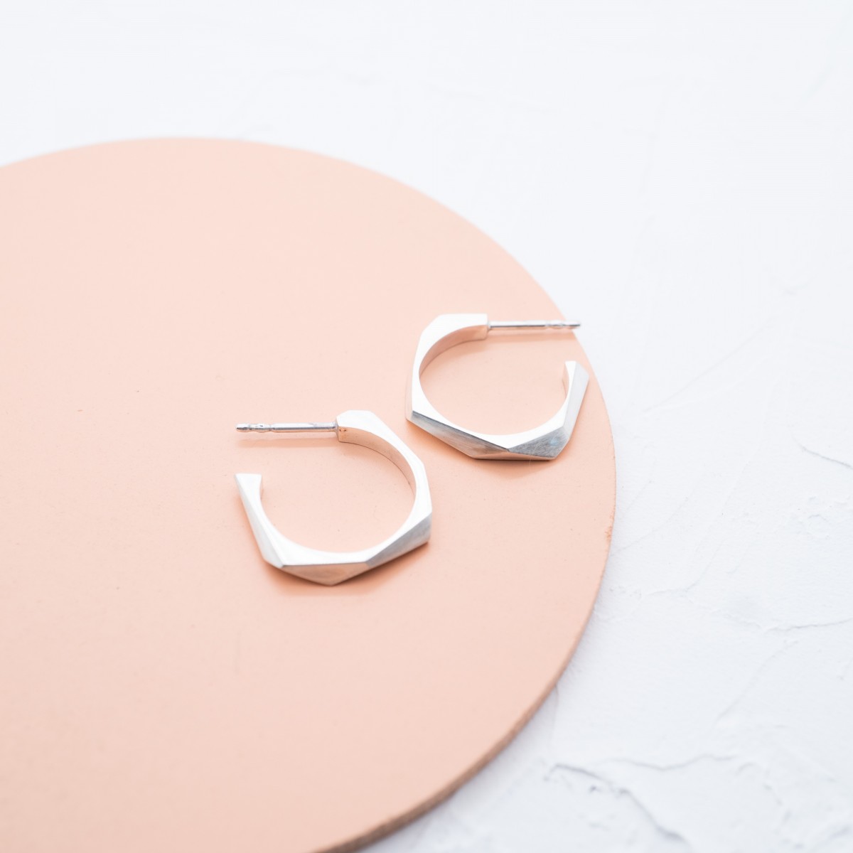 Statement‑Creolen aus 925er Sterling Silber – facettiert, handgefertigt - SchmuckvonVreni
