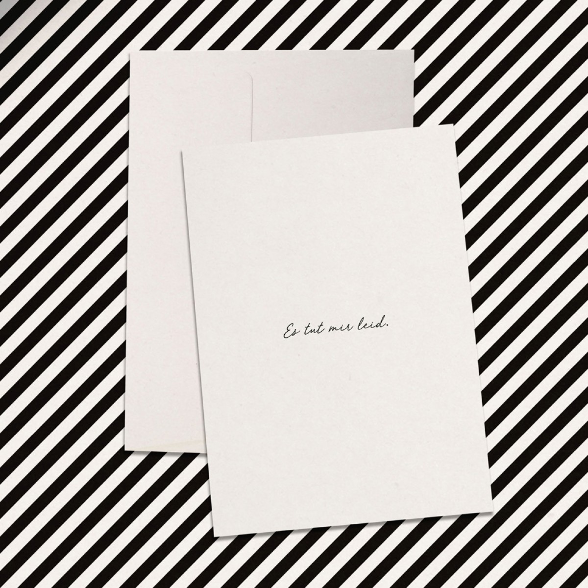 Love is the new black – Grußkarte "Es tut mir leid"