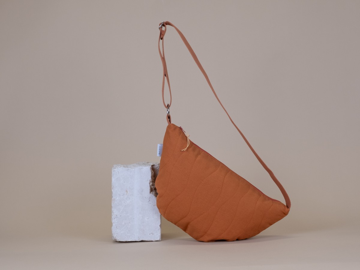 ZACAMO Halbmondtasche • Leinen •
