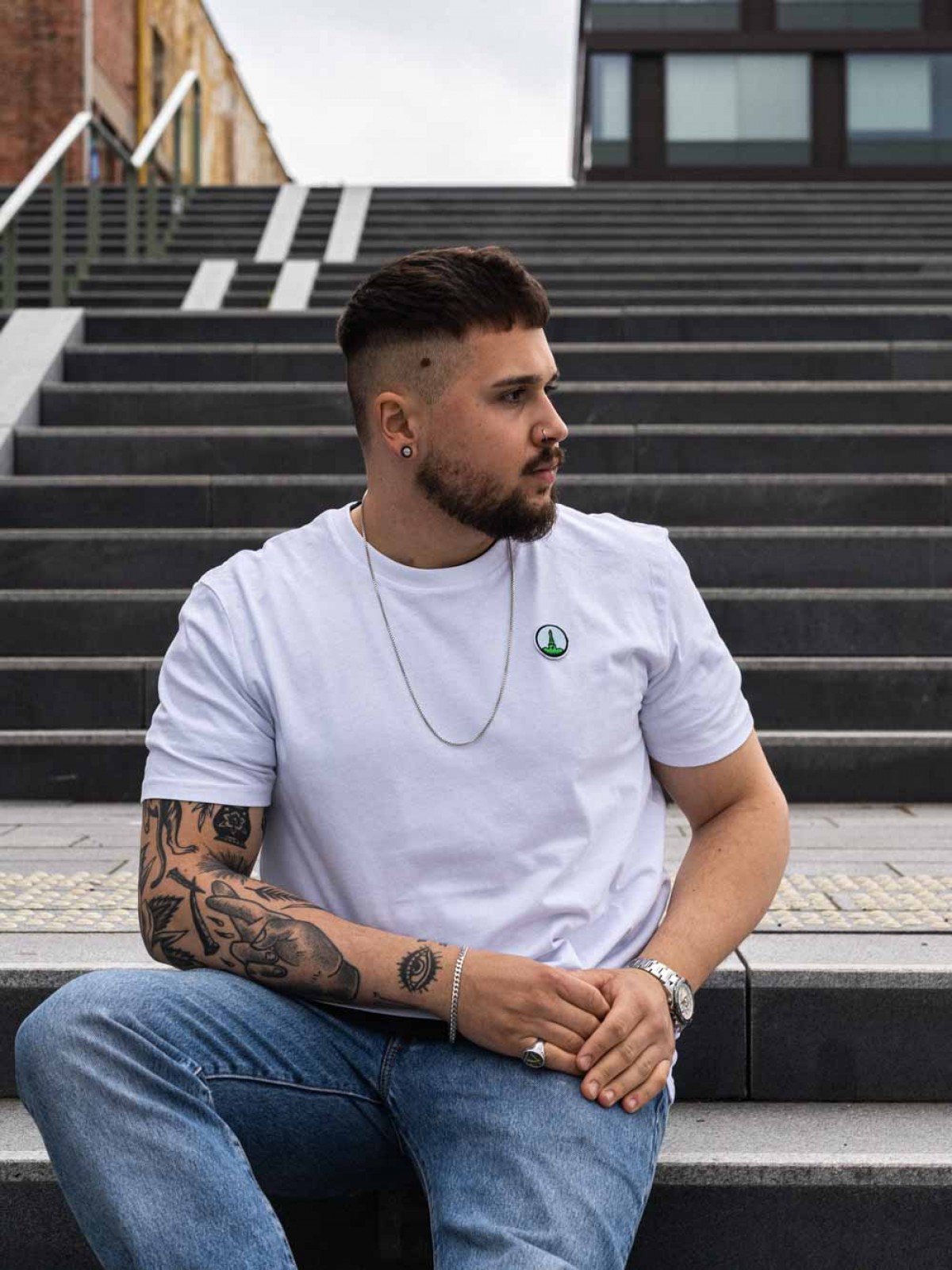 Stadtliebe® | Kassel T-Shirt mit gesticktem „Herkules“ weiss 100% Bio-Baumwolle
