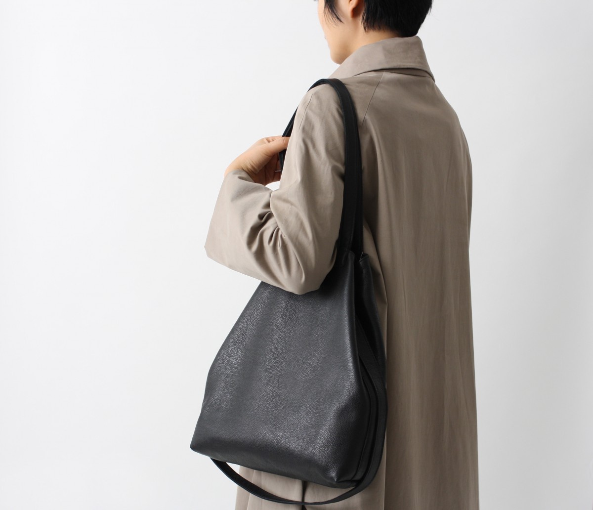 alexbender Multifunktionale Tasche echt Leder Schwarz 