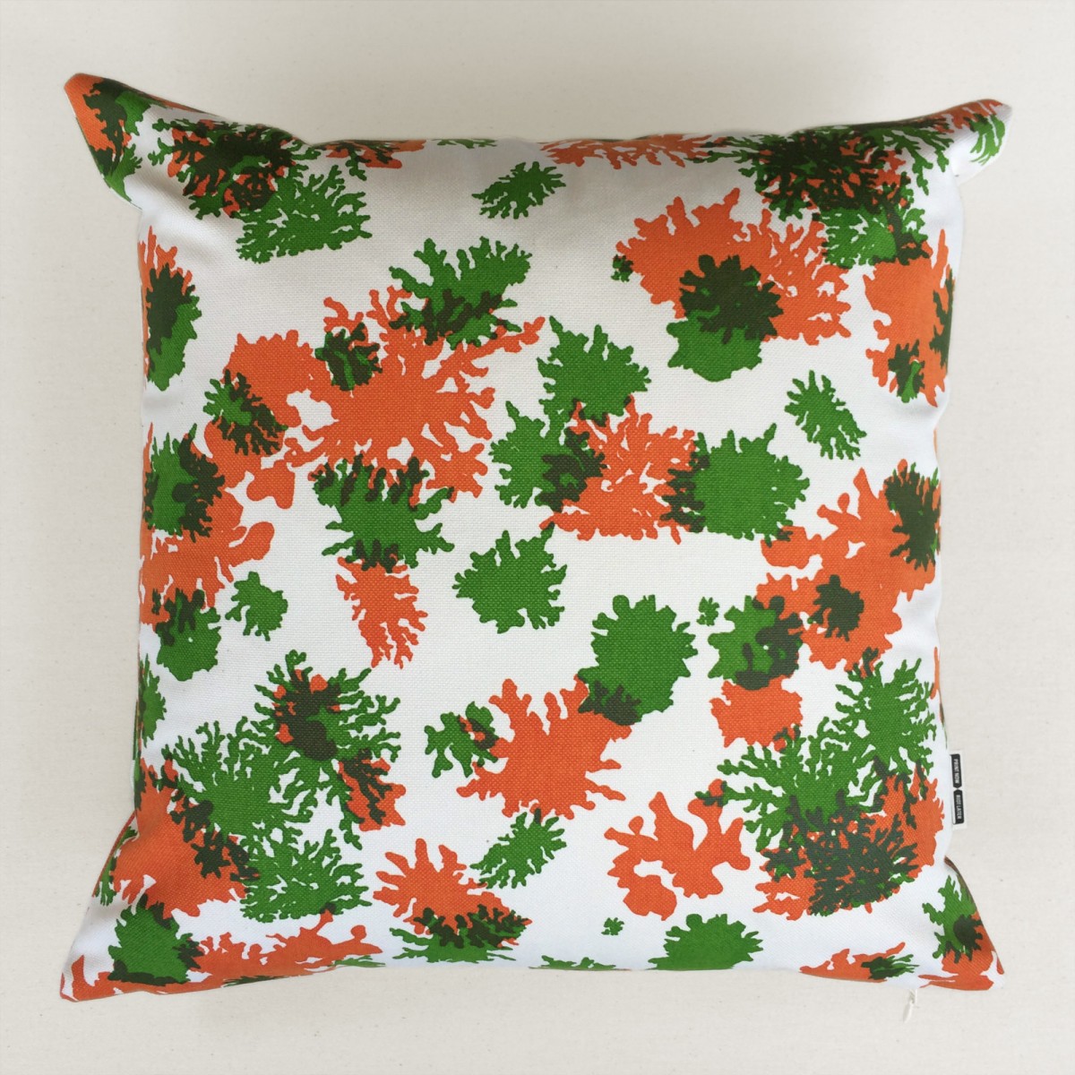 Print now - Riot later ● Kissen Koralle grün/orange, Stoffsiebdruck