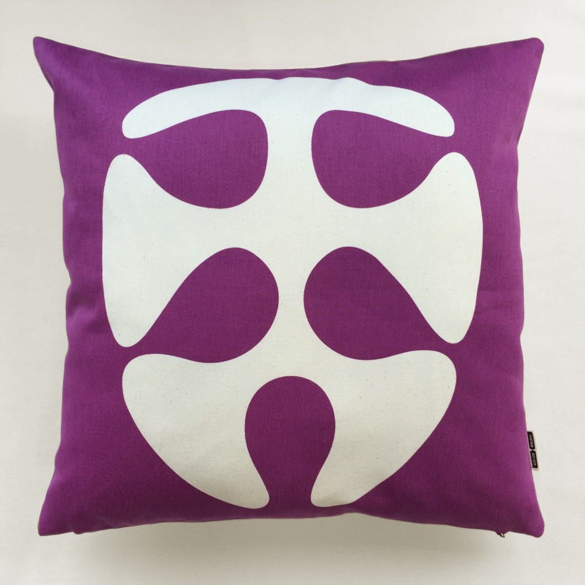 Print now - Riot later ● Kissen Sanddollar violett, Stoffsiebdruck