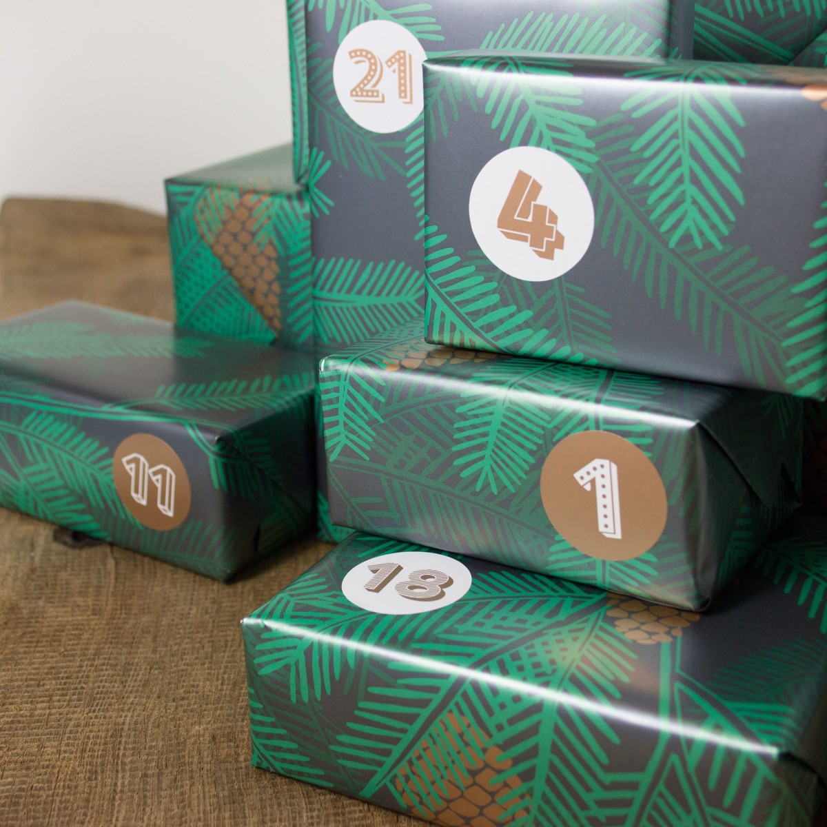 Bow & Hummingbird Adventskalender O Tannenbaum