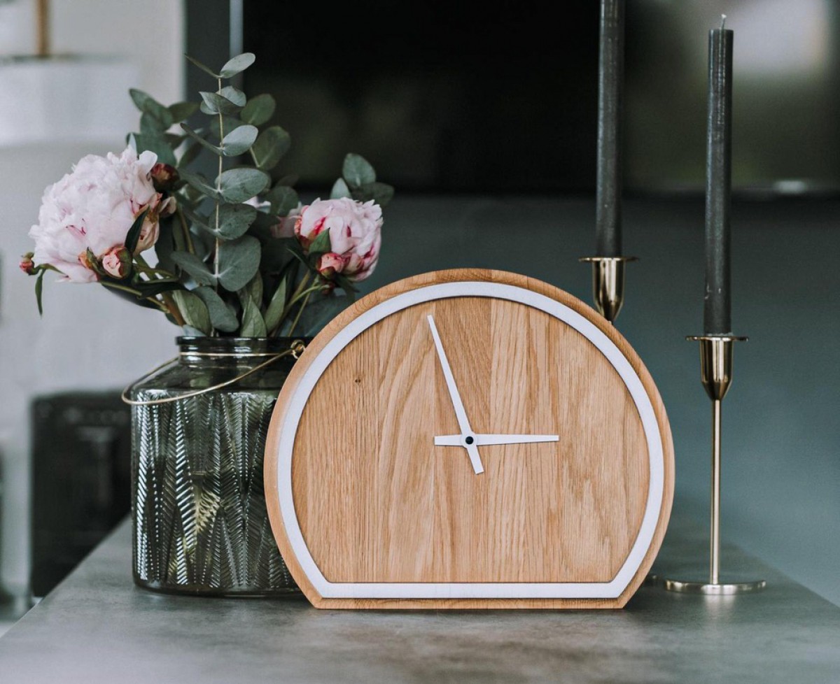 OTONO-DESIGN Standuhr Madera Eiche