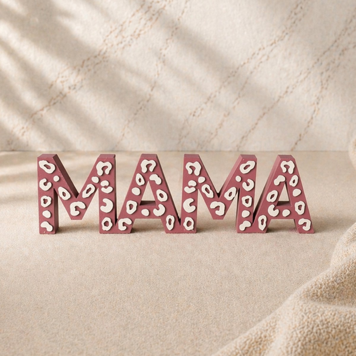 frido and me. | Mama | moderner Schriftzug mit Leo-Muster