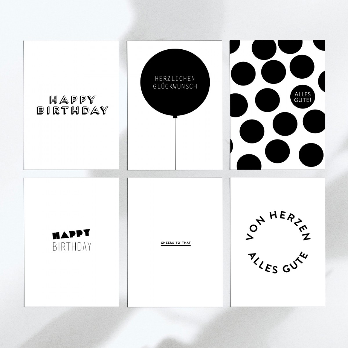 Love is the new black – Postkarten-Set "Cheers"