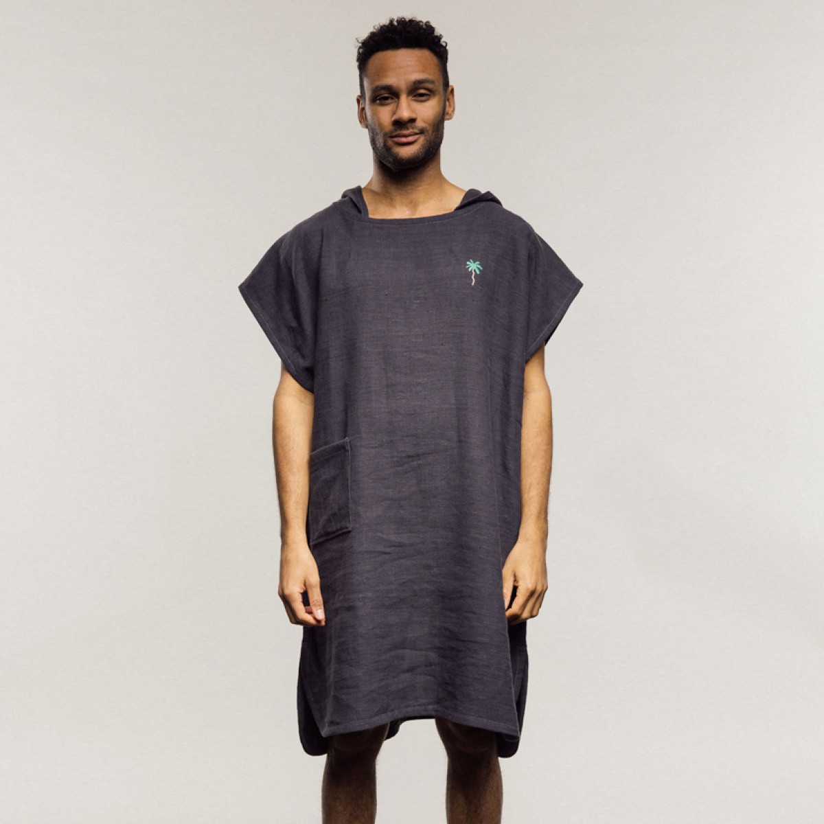 Doing Something Good – Handtuch Poncho Grau – Paradise Security