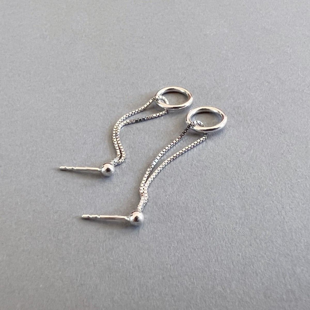 Teresa Gruber 
Ohrringe „Pendulum“ 
925 Silber