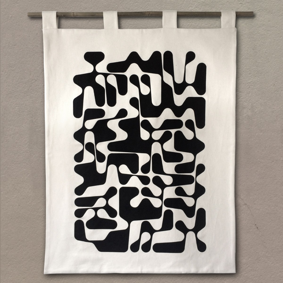 Print now - Riot later ● Sanscript Wandbehang, Stoffsiebdruck