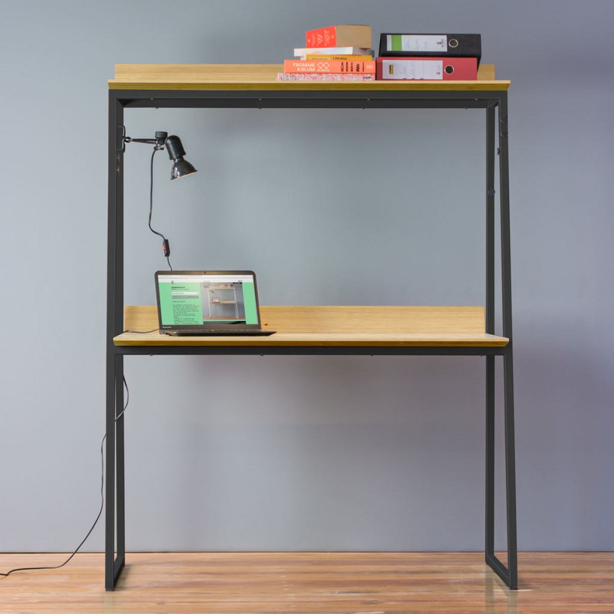 FROMME & BLUM /// Schreibtisch 'Sweet Work' in Eiche, Rabenschwarz