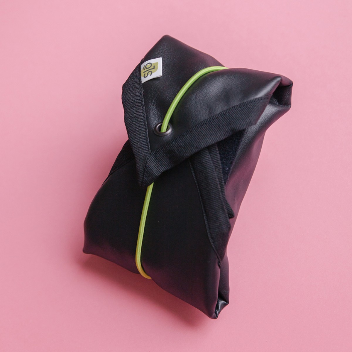 Rappu S • Kameratuch • Camera Wrap • AppleSkin Vegan • slō stories