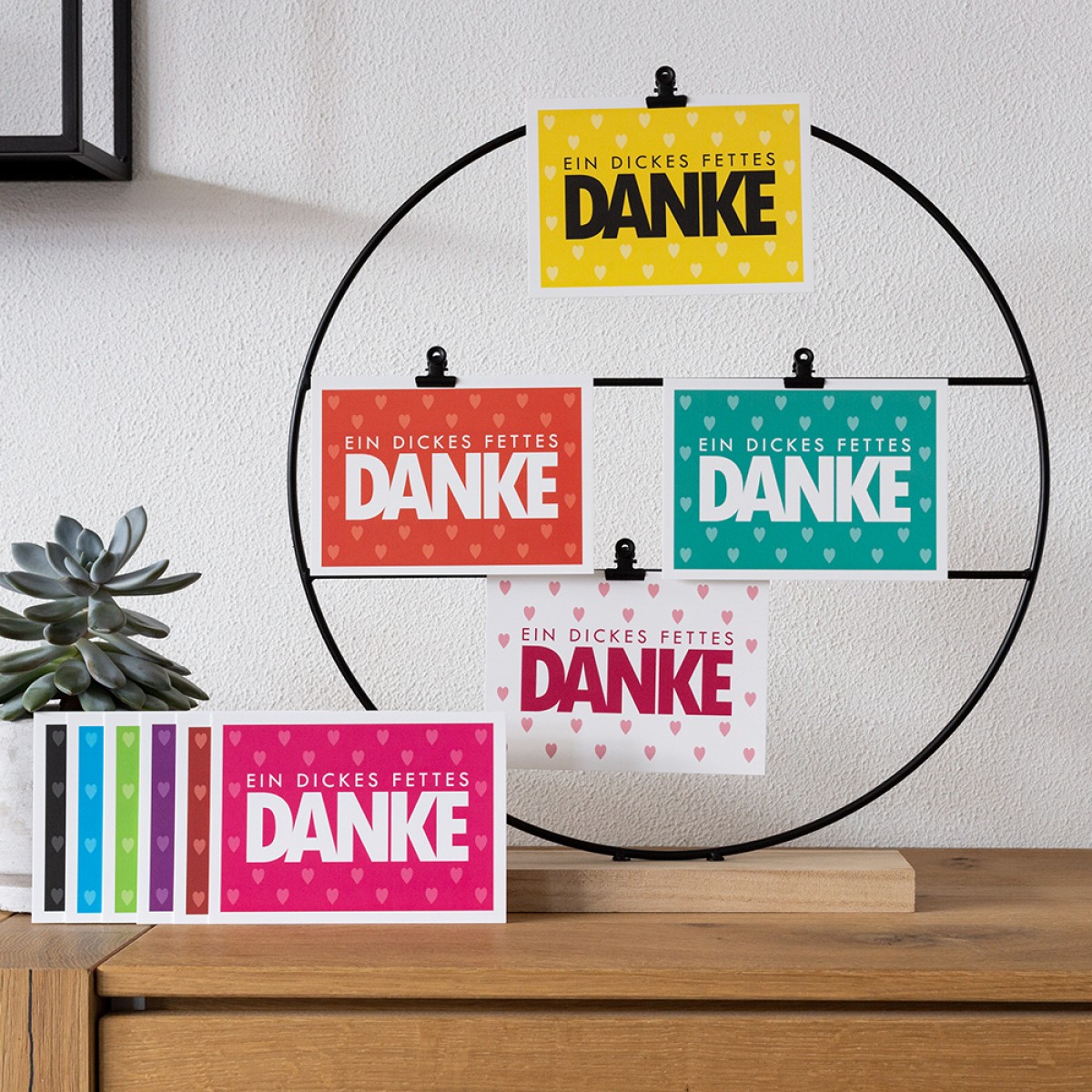 TYPOP 10-teiliges Set Postkarte „Dickes fettes Danke“ mit Herz DIN A6