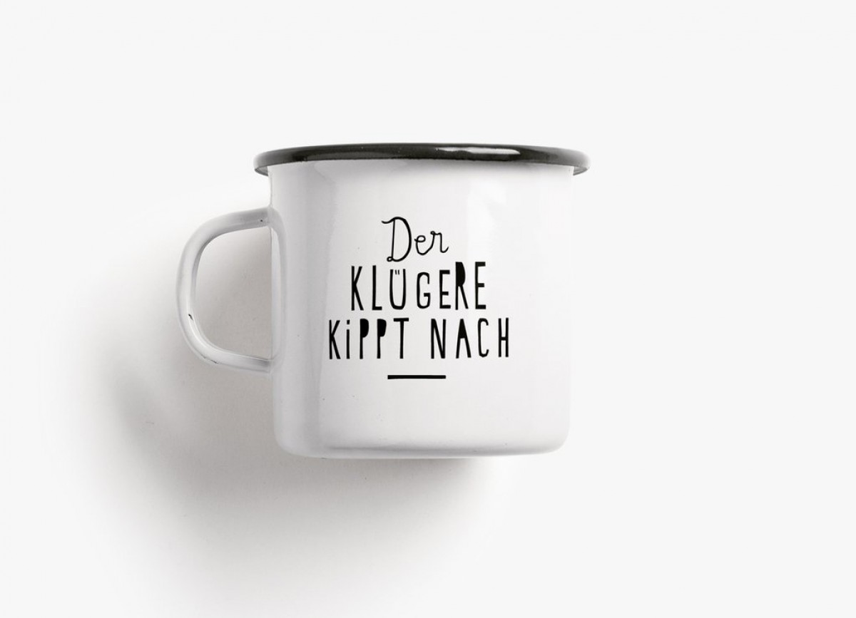 typealive / Emaillebecher Tasse / Der Klügere