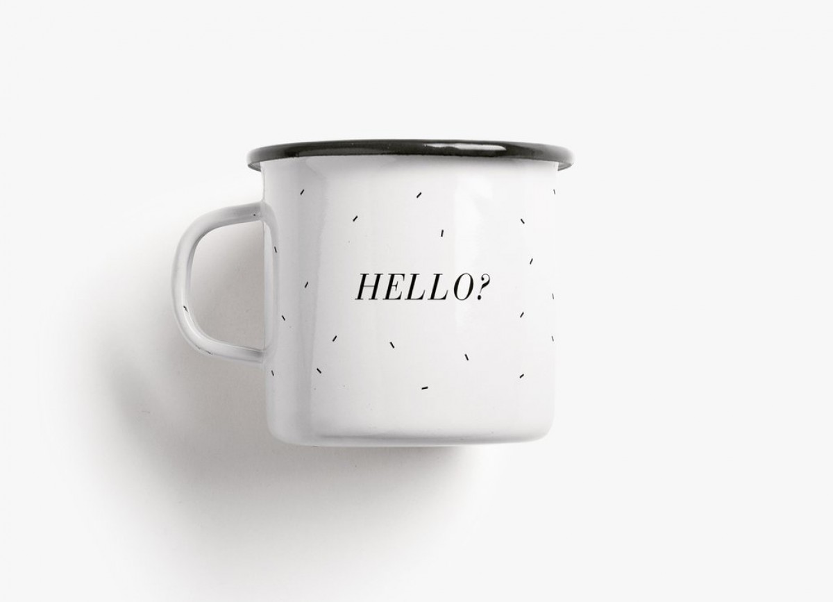 typealive / Emaillebecher Tasse / Hello?