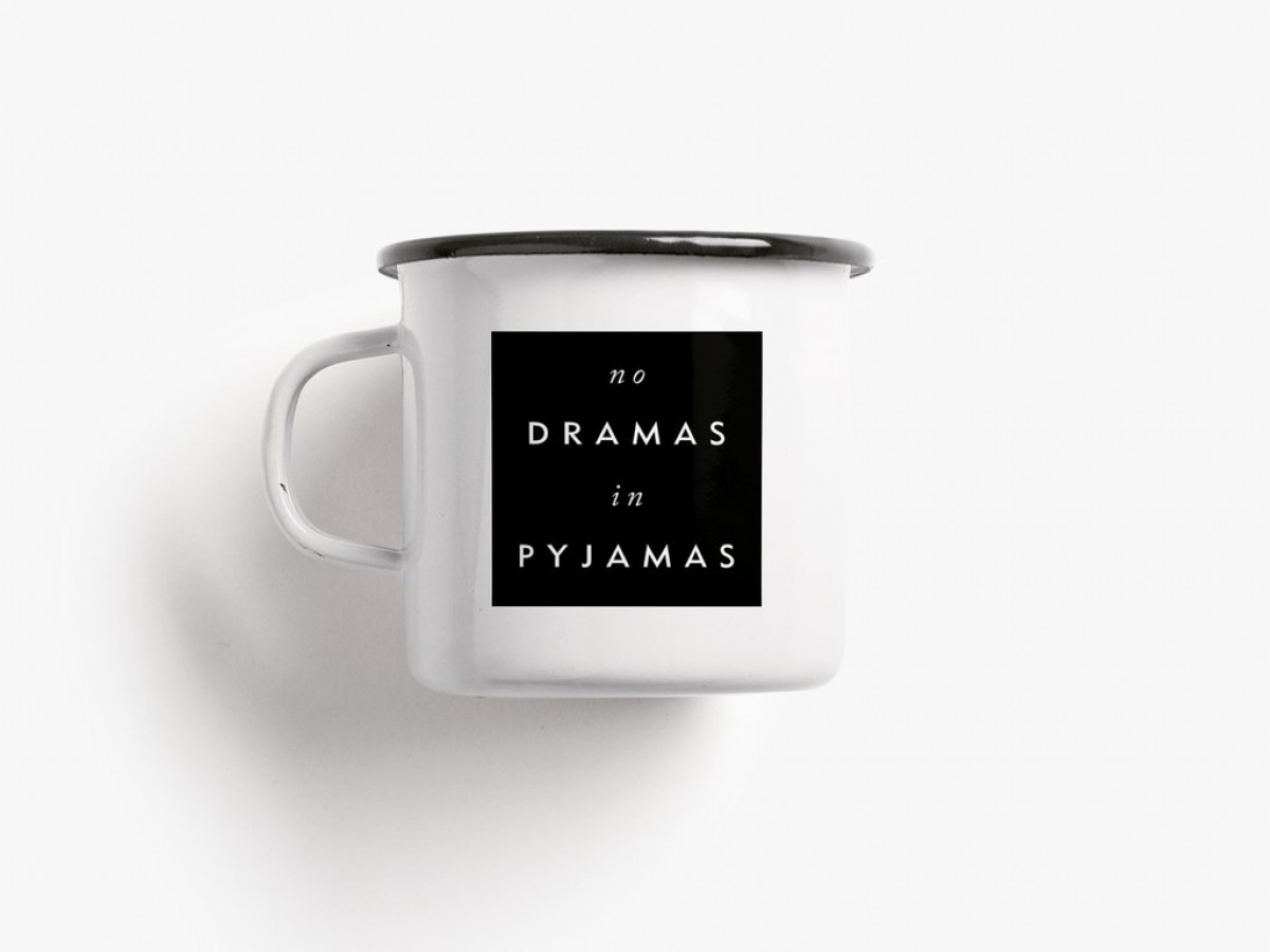 typealive / Emaillebecher Tasse / No Drama