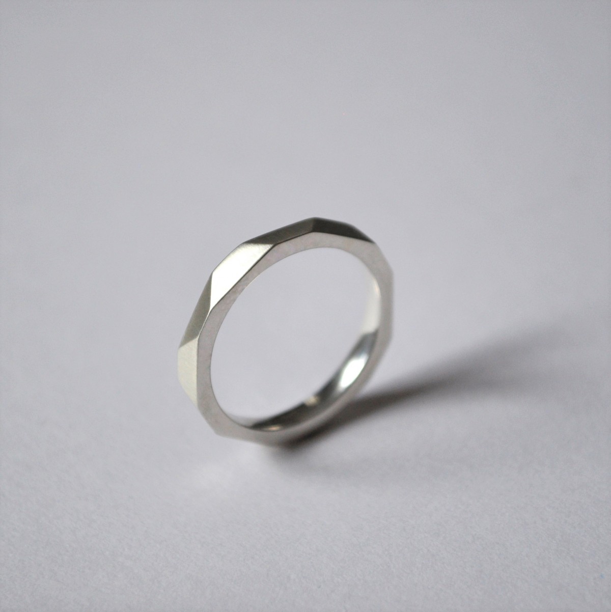 Ring "Verkantet" aus 925/- Silber von Doppelludwig