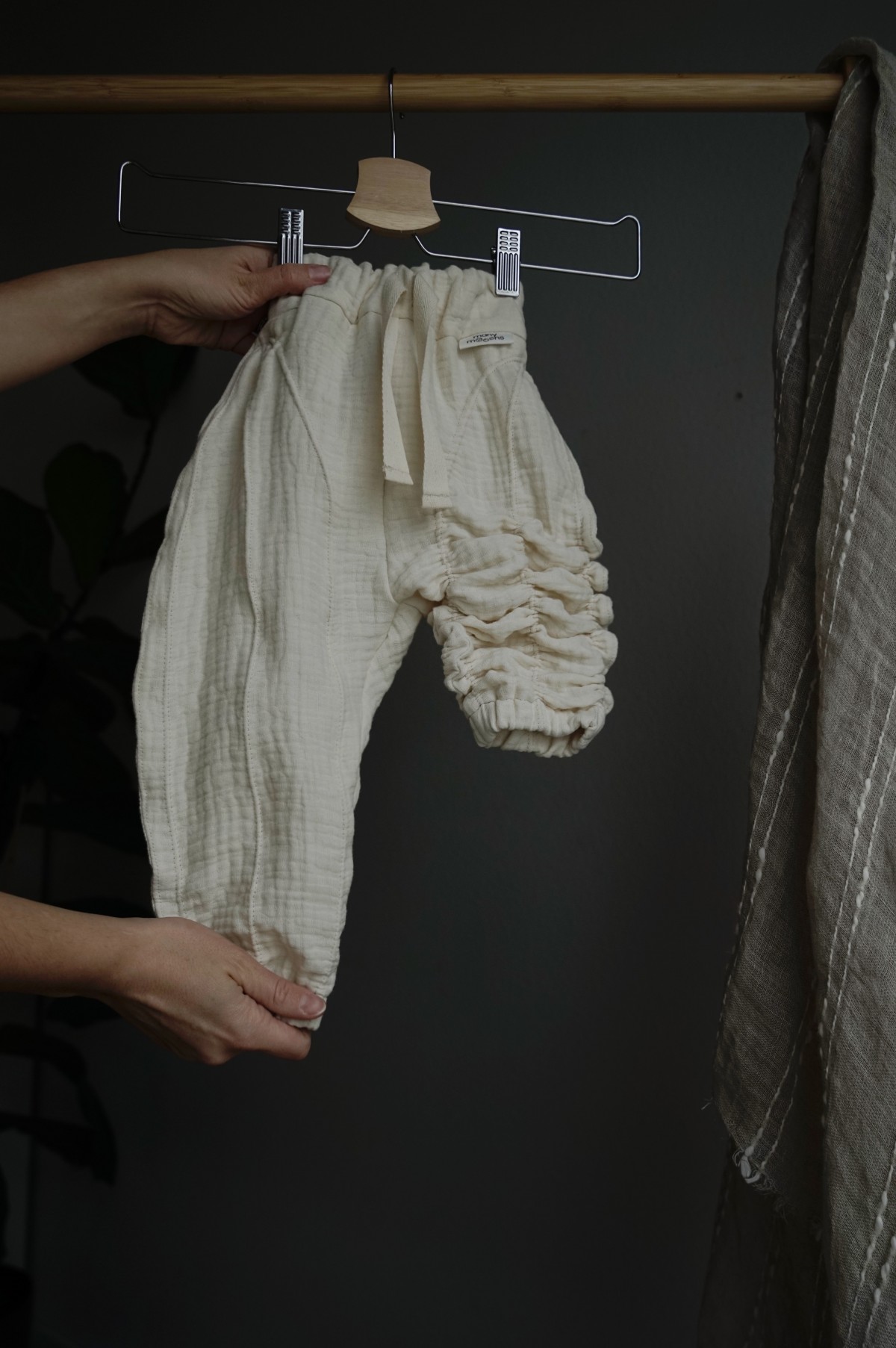 manymooons | mitwachsende Hose | tragbar 0-2 Jahre | 