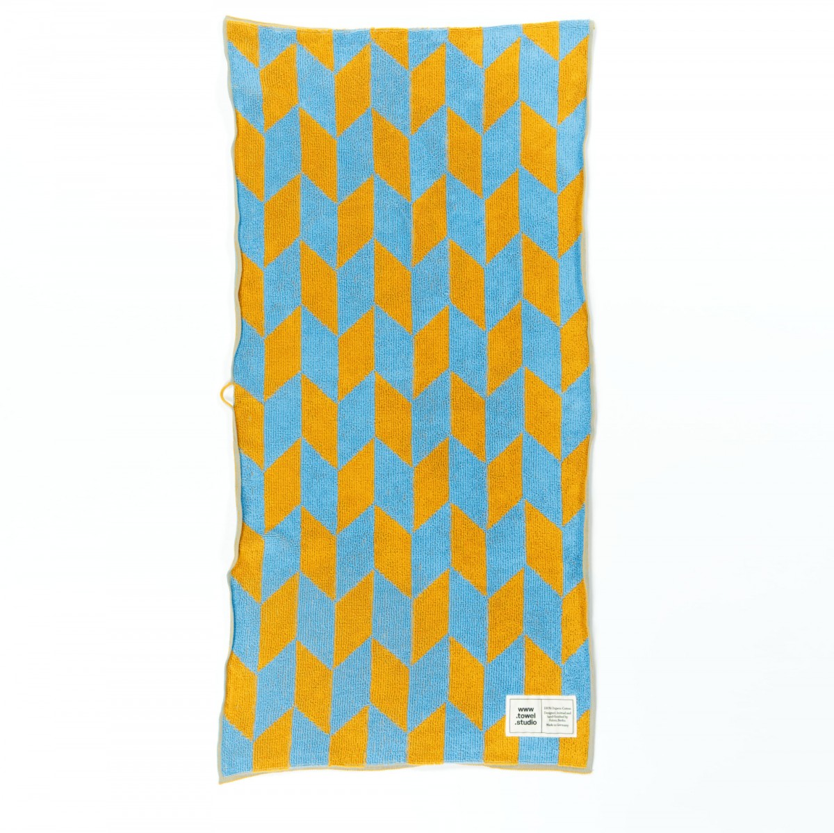 Towel.Studio | Arrow Tail Handtuch | Caramel & Sky