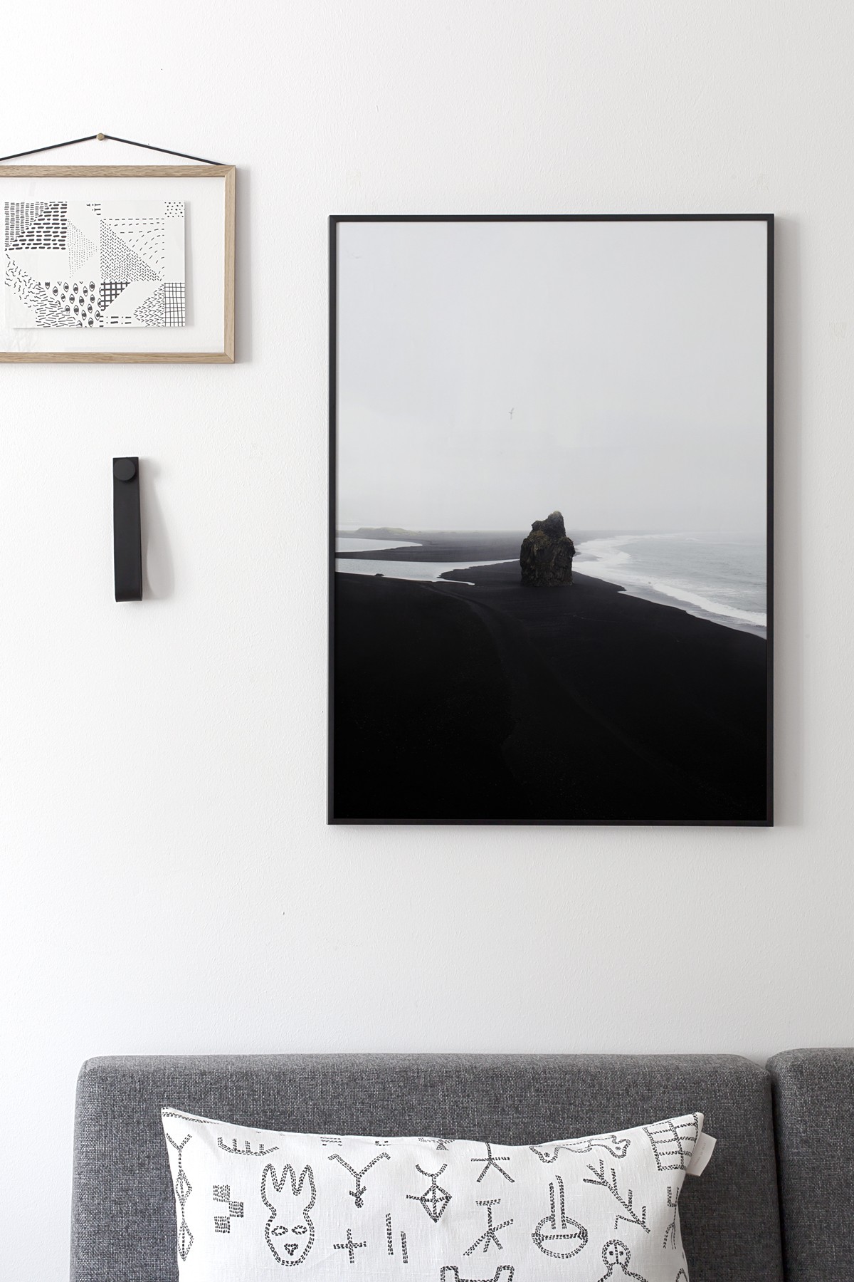 Coco Lapine Design Black Beach