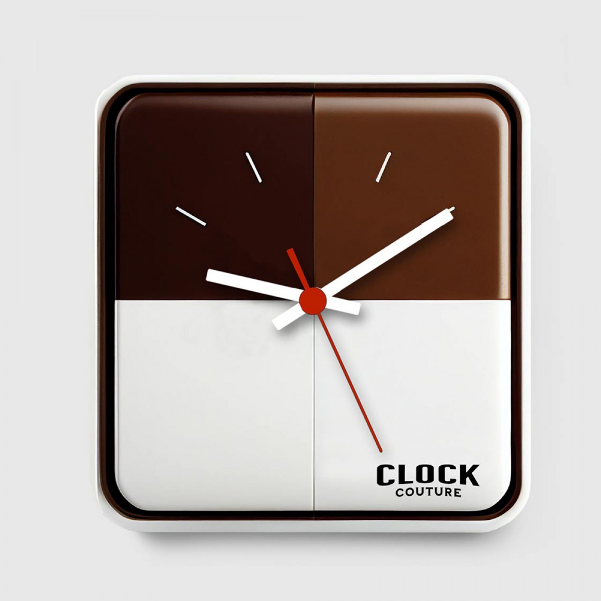 Clock Couture Wand- und Tischuhrenserie RAM Medium