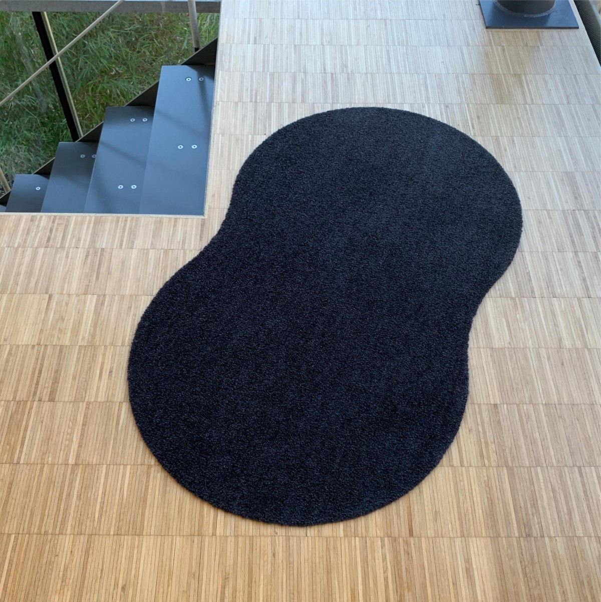Keilbach Fußmatte due-punti 145x85cm, nur 9 mm dick, rutschsicherer und strapazierfähiger PVC-Rücken, UV-beständige Polyamid Faser