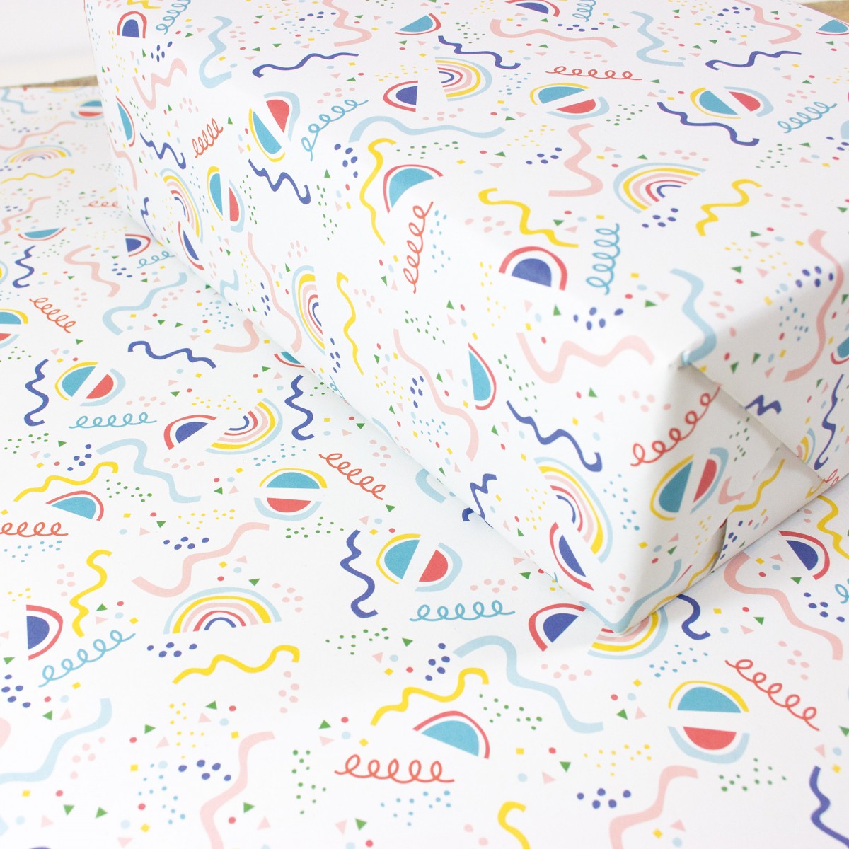 Bow & Hummingbird Geschenkpapier Party