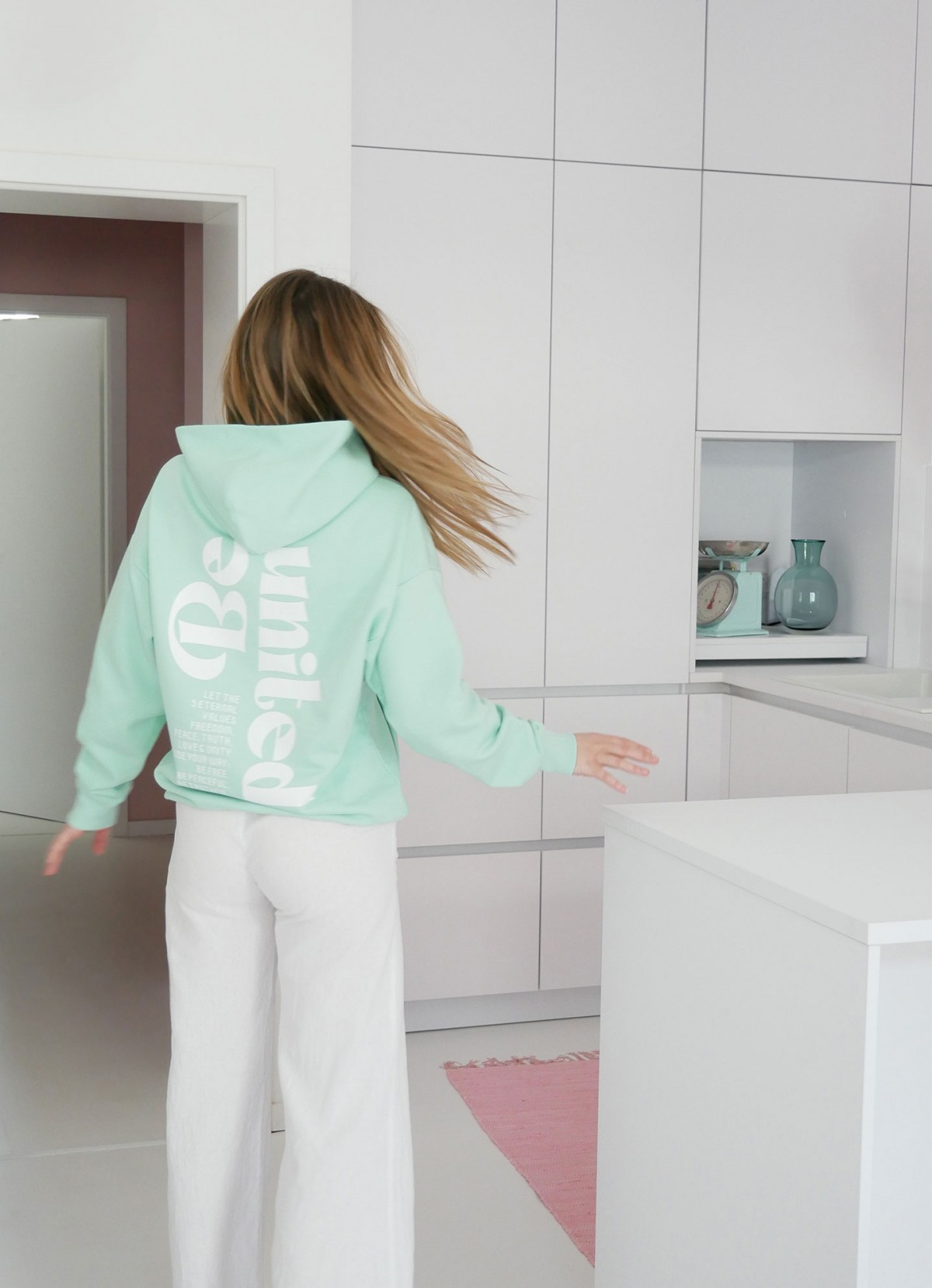 SPARKLES OF LIGHT | Unisex Sweatshirt türkis| BE UNITED