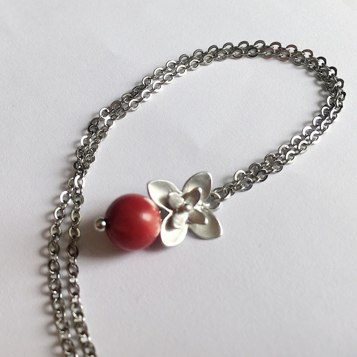 nahili KETTE rote Korallen ***Weißgoldblüten*** Weißgold silbern