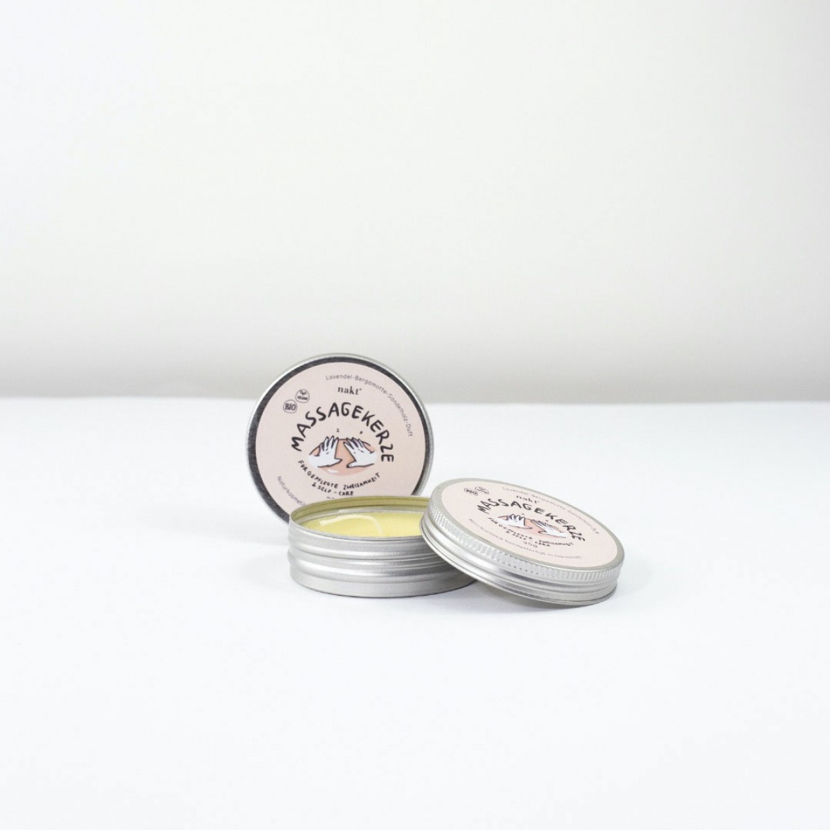 nakt® Pflegende Massagekerze | Lavendel-Sandelholz-Bergamotte-Duft