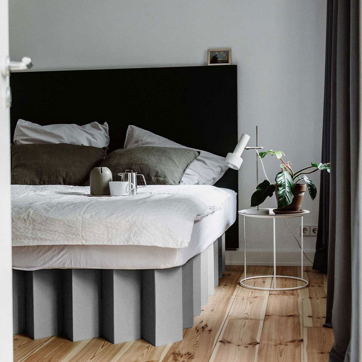 Nachhaltiges Bett 2.0 (kieselgrau) | ROOM IN A BOX